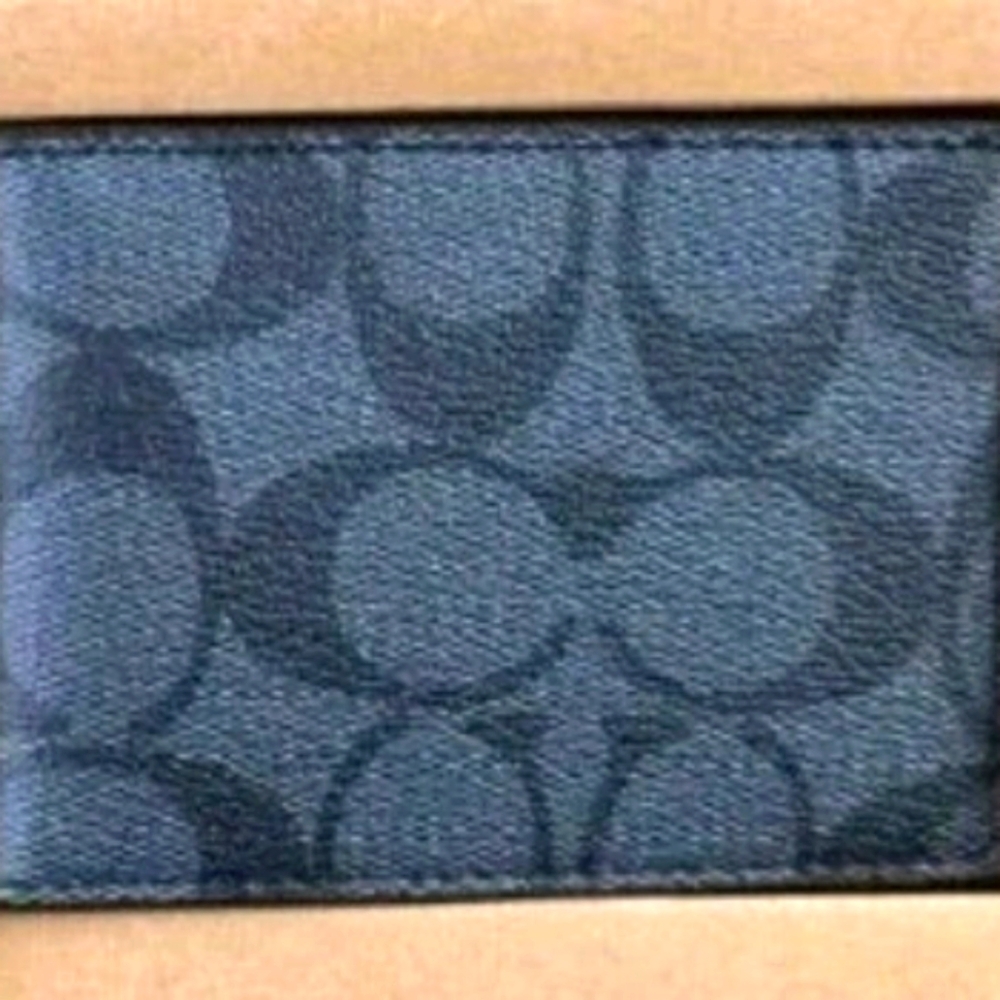 Coach Black Signature Monogram Key & Card Holder New Without Tags - Picture 2 of 5